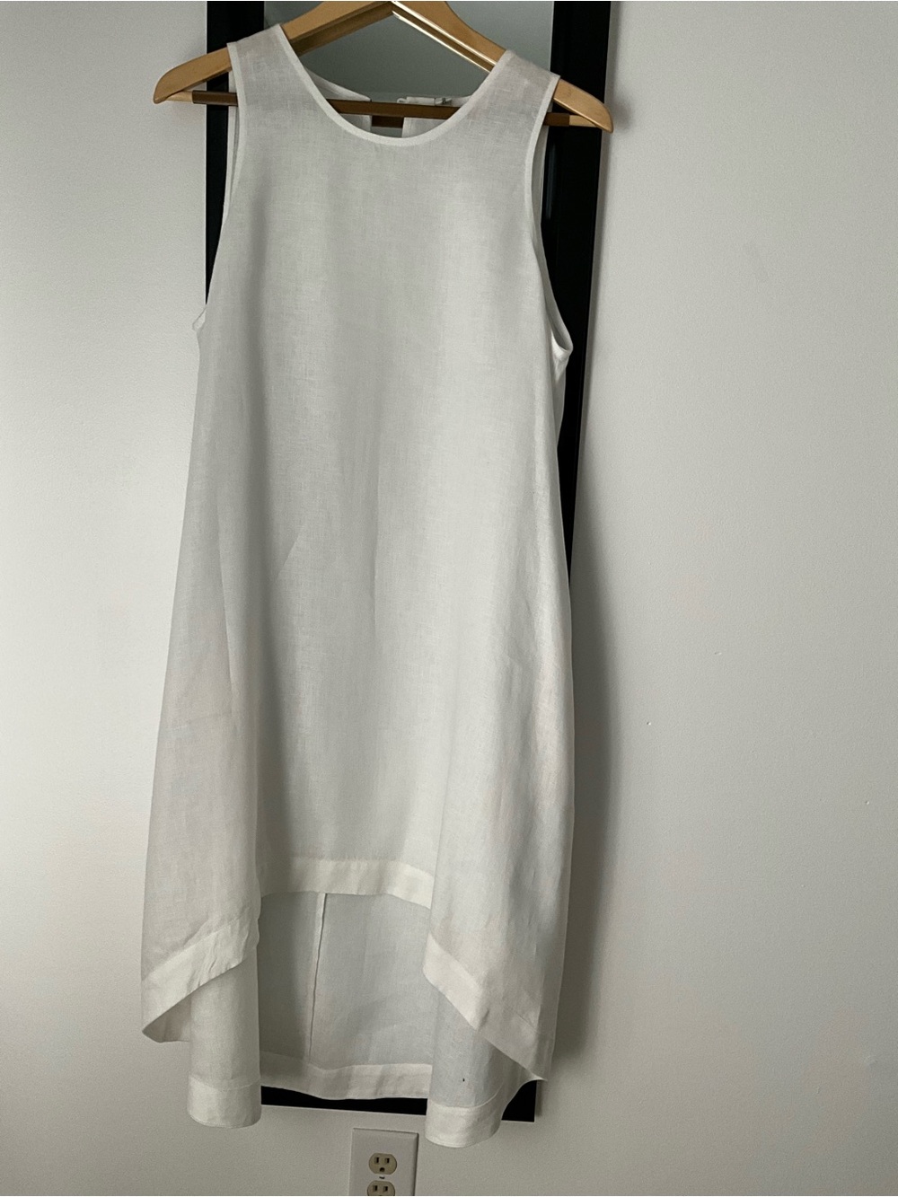 White Sleeveless High-Low Shift Dress- Linen Blend